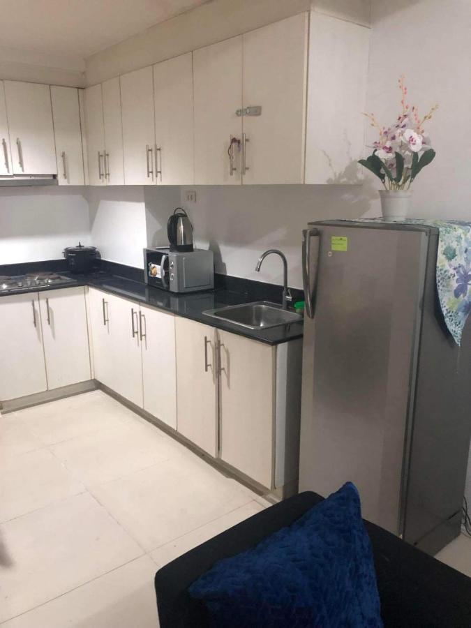 Yhanz Z Sea Residences Pasay Buitenkant foto