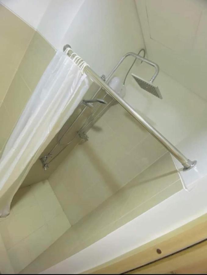 Yhanz Z Sea Residences Pasay Buitenkant foto