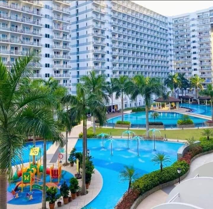 Yhanz Z Sea Residences Pasay Buitenkant foto