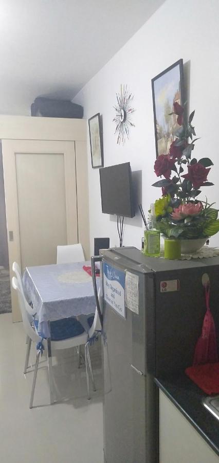 Yhanz Z Sea Residences Pasay Buitenkant foto