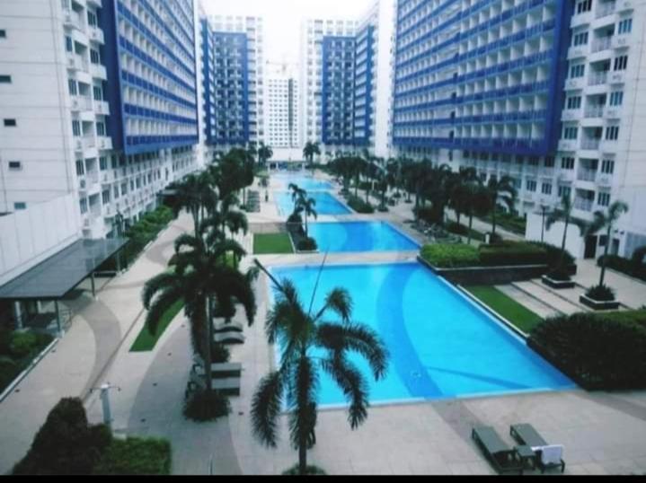 Yhanz Z Sea Residences Pasay Buitenkant foto