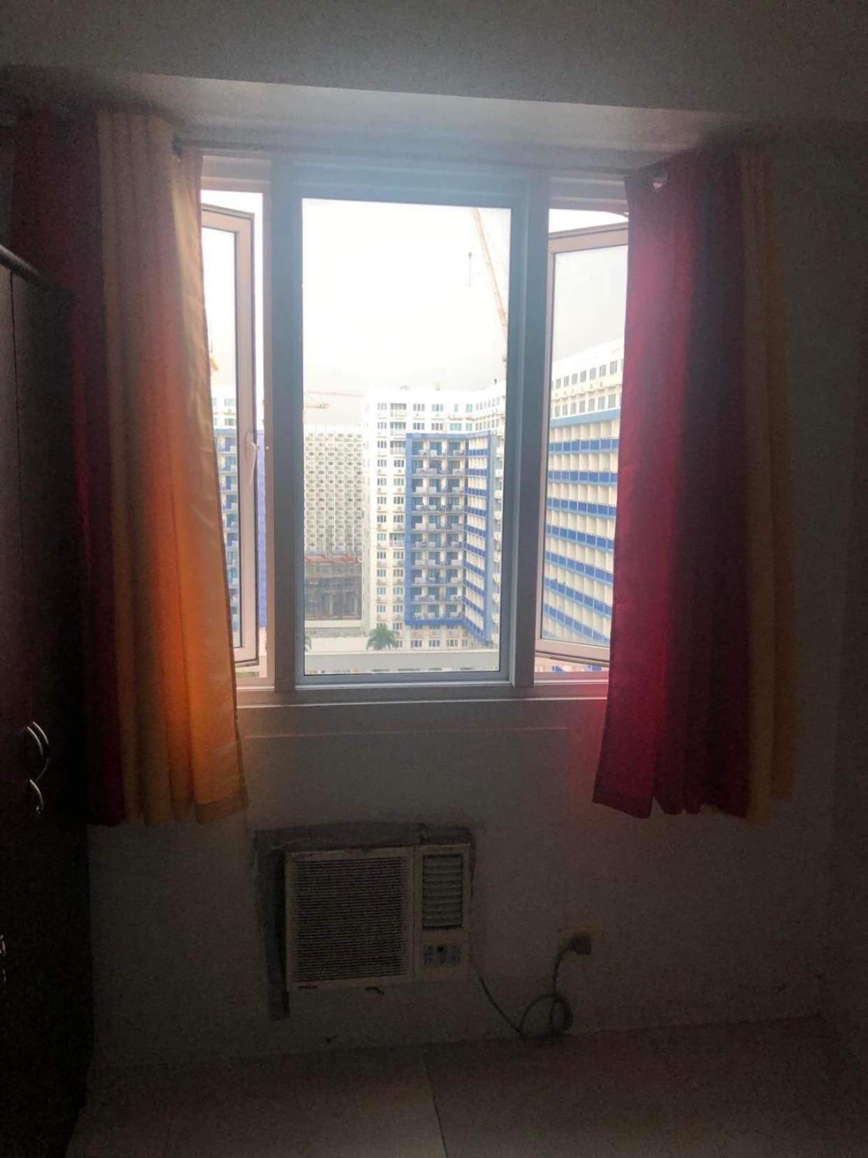 Yhanz Z Sea Residences Pasay Kamer foto